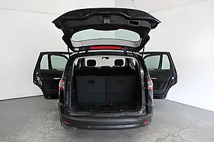 Used 2015 Ford S-Max Zetec Black - Interior and Exterior details 11
