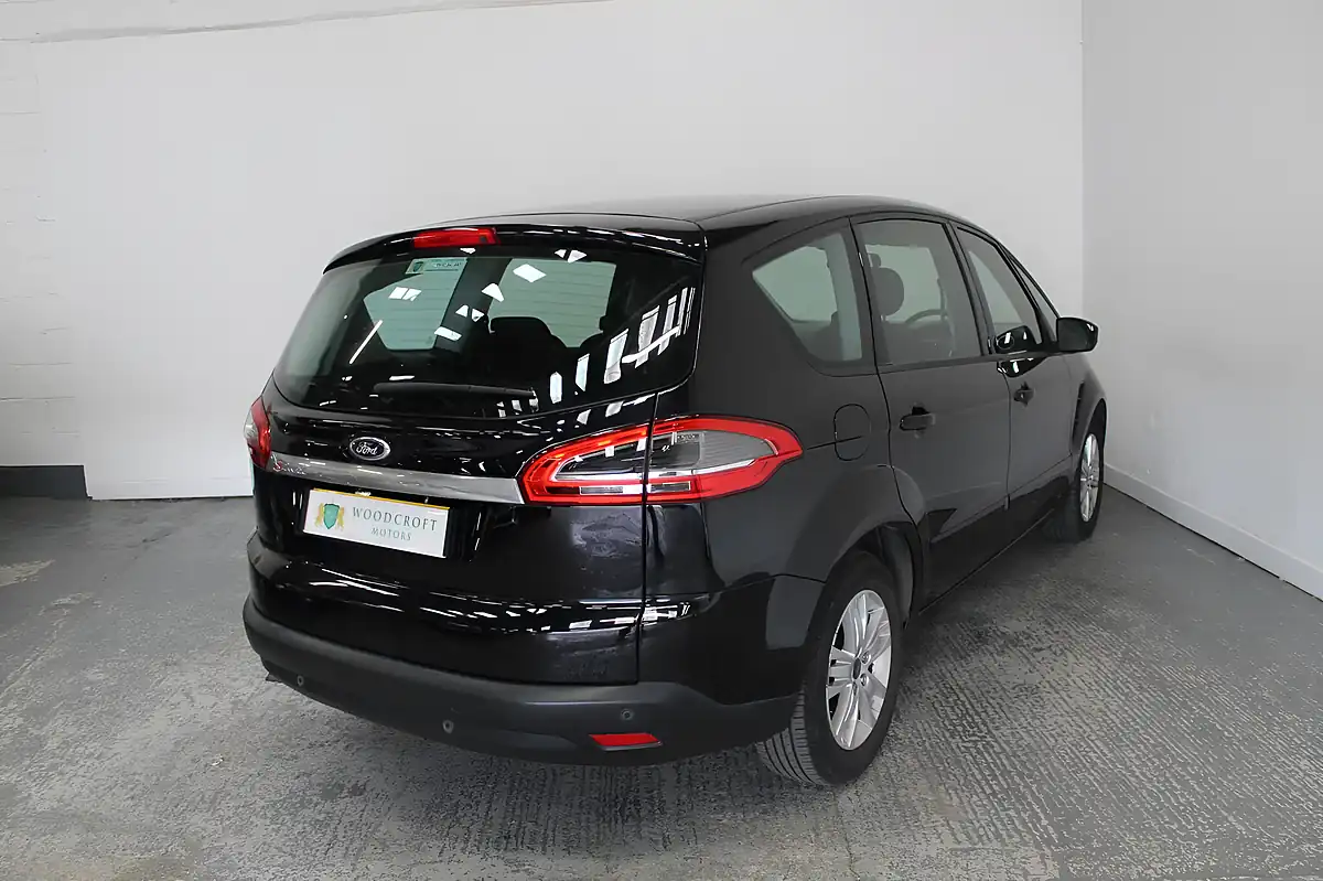 Used 2015 Ford S-Max Zetec Black - Interior and Exterior details 6