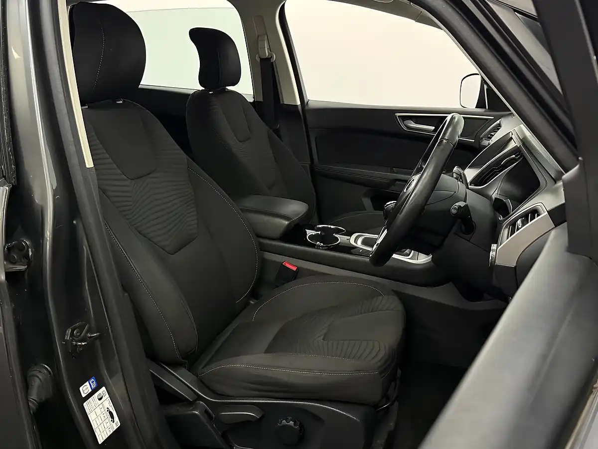 Used 2015 Ford S-Max Zetec Grey - Interior and Exterior details 14