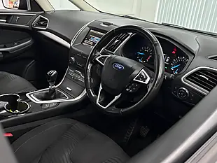 Used 2015 Ford S-Max Zetec Grey - Interior and Exterior details 3