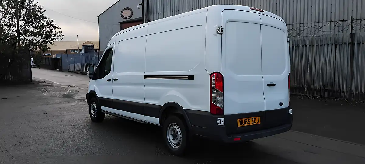 Used 2015 Ford Transit 350 L3 H2 Frozen White - Interior and Exterior details 5