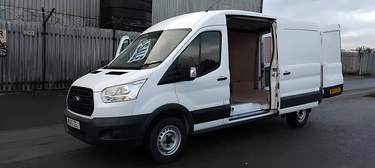 Used 2015 Ford Transit 350 L3 H2 Frozen White - Interior and Exterior details 6