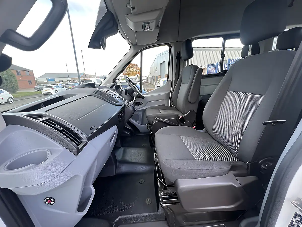 Used 2015 Ford Transit 460 Hdt Xlwb H3 17 SEAT Frozen White - Interior and Exterior details 14