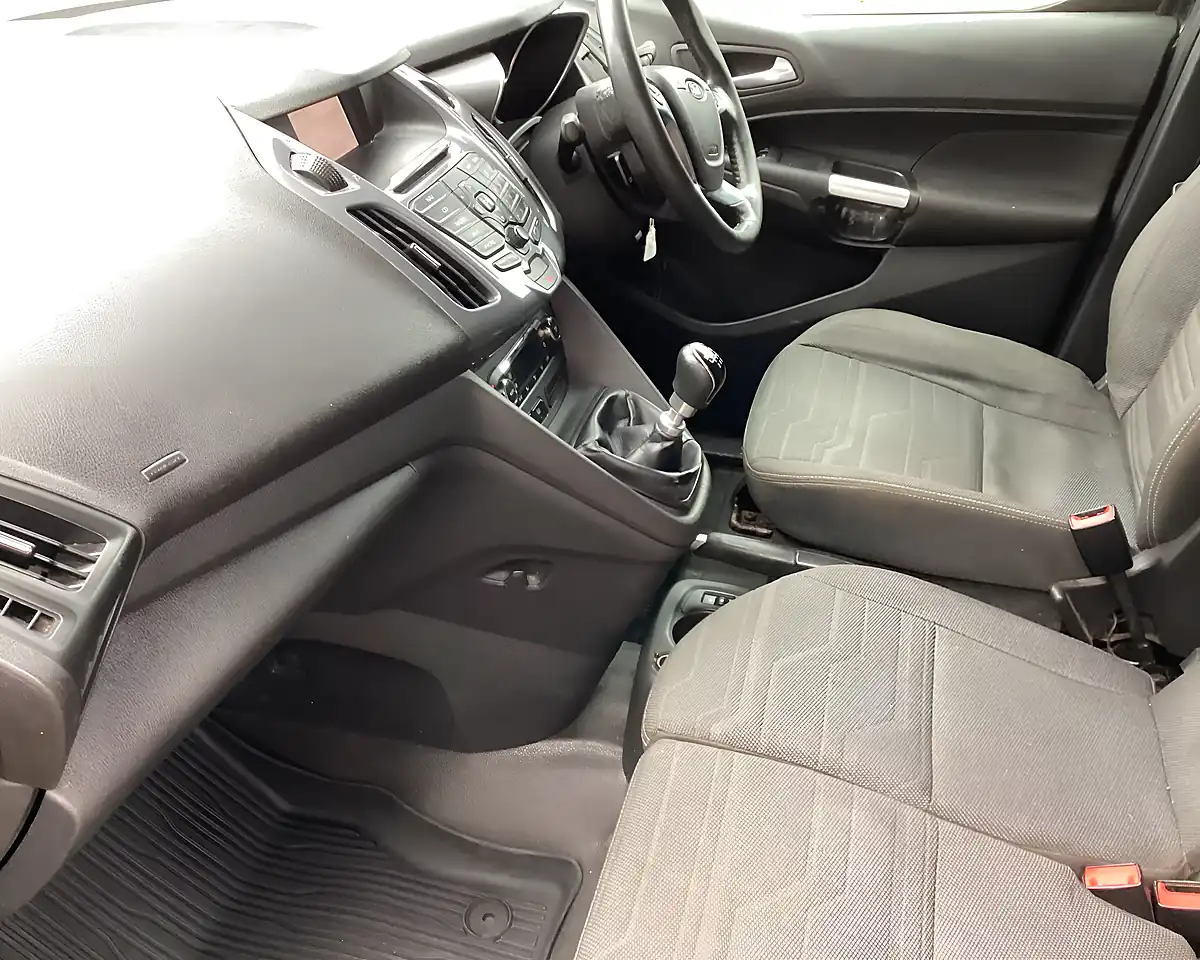 Used 2015 Ford Transit Connect 200 Limited Black - Interior and Exterior details 17
