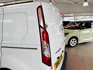 Used 2015 Ford Transit Connect 200 Limited L1 H1 5dr White - Interior and Exterior details 18