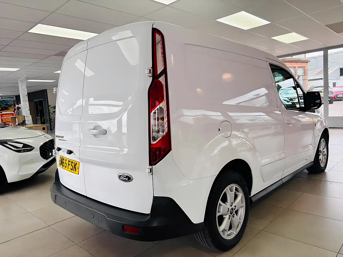 Used 2015 Ford Transit Connect 200 Limited L1 H1 5dr White - Interior and Exterior details 7