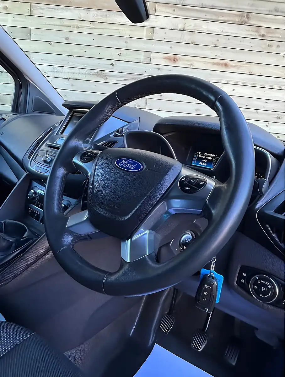 Used 2015 Ford Transit Connect Limited Grey - Interior and Exterior details 11