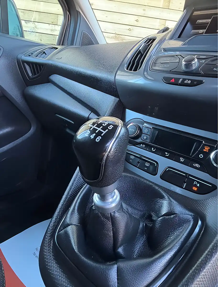 Used 2015 Ford Transit Connect Limited Grey - Interior and Exterior details 12