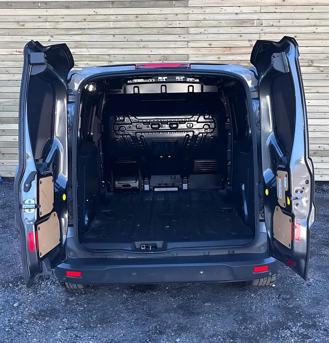 Used 2015 Ford Transit Connect Limited Grey - Interior and Exterior details 18