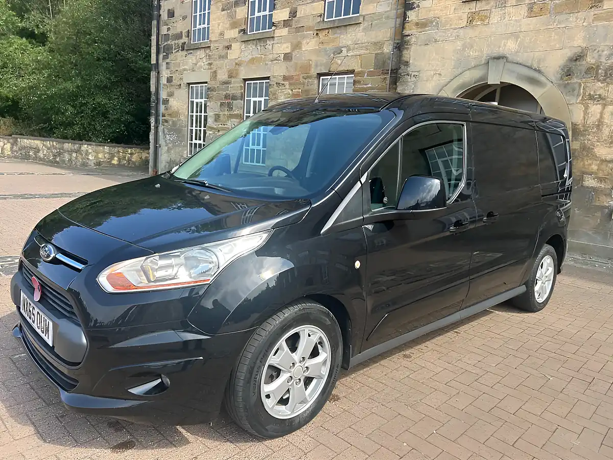 Used 2015 Ford Transit Connect Limited Panther Black Metallic - Interior and Exterior details 5