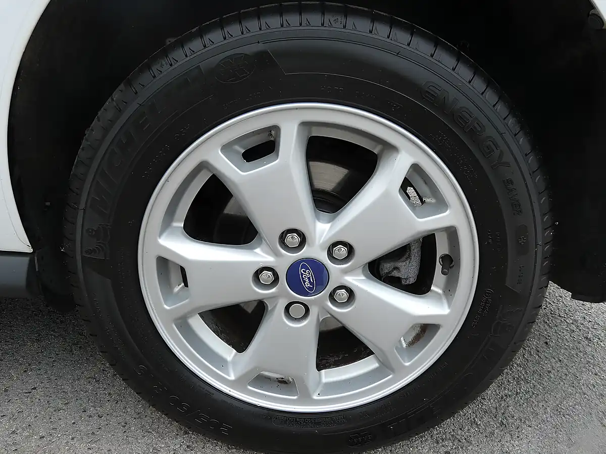 Used 2015 Ford Transit Connect Limited White - Interior and Exterior details 11