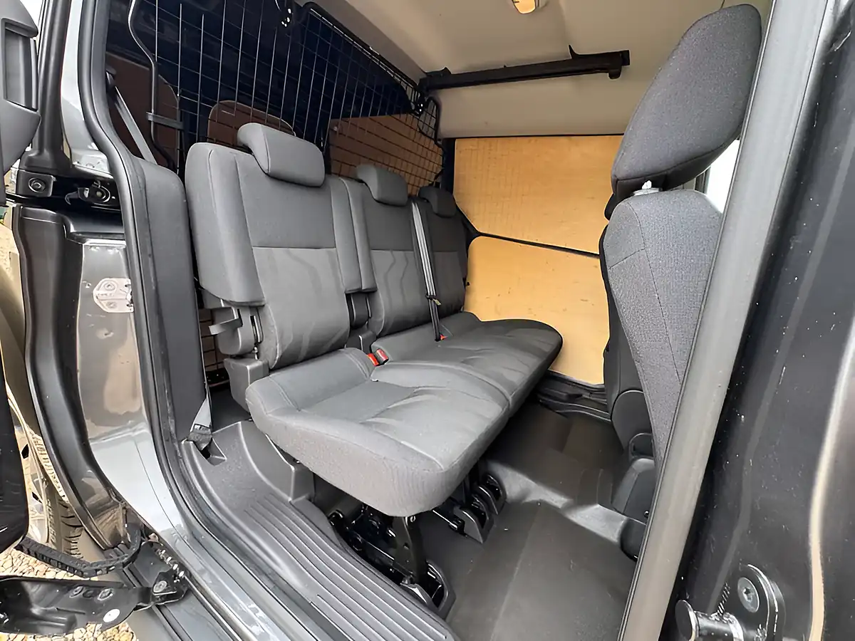 Used 2015 Ford Transit Connect Trend Grey - Interior and Exterior details 16