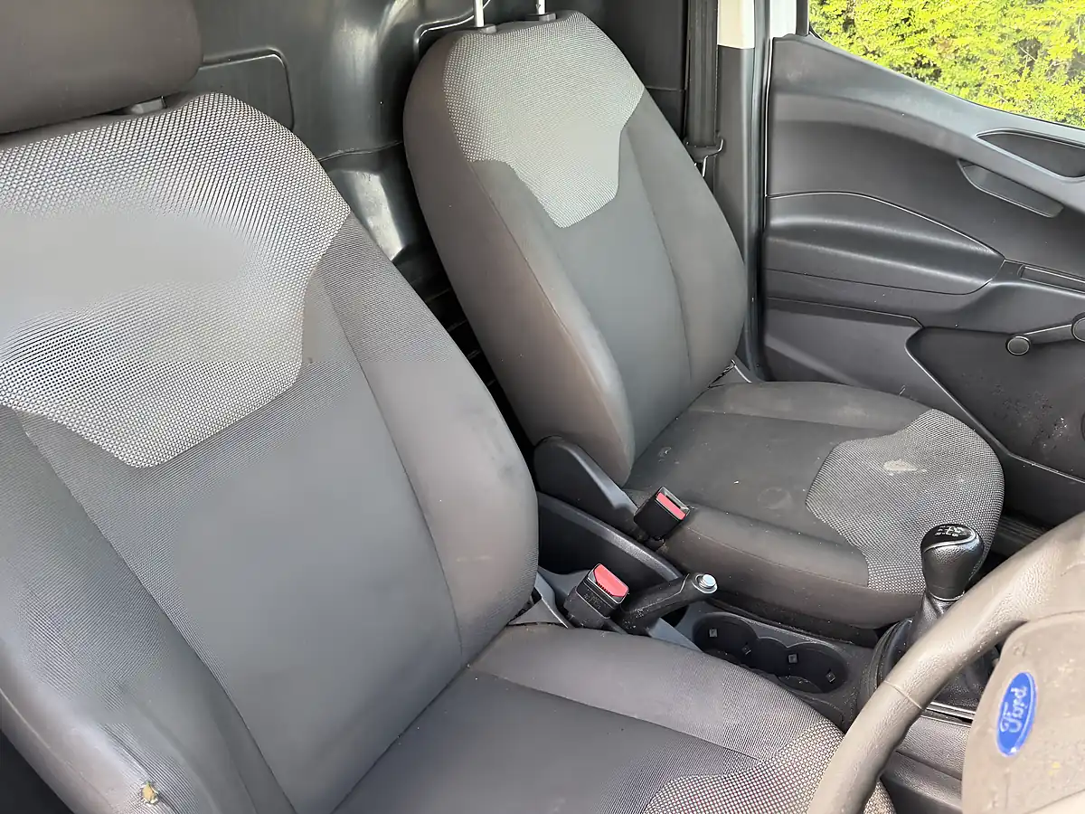 Used 2015 Ford Transit Courier Base White - Interior and Exterior details 13