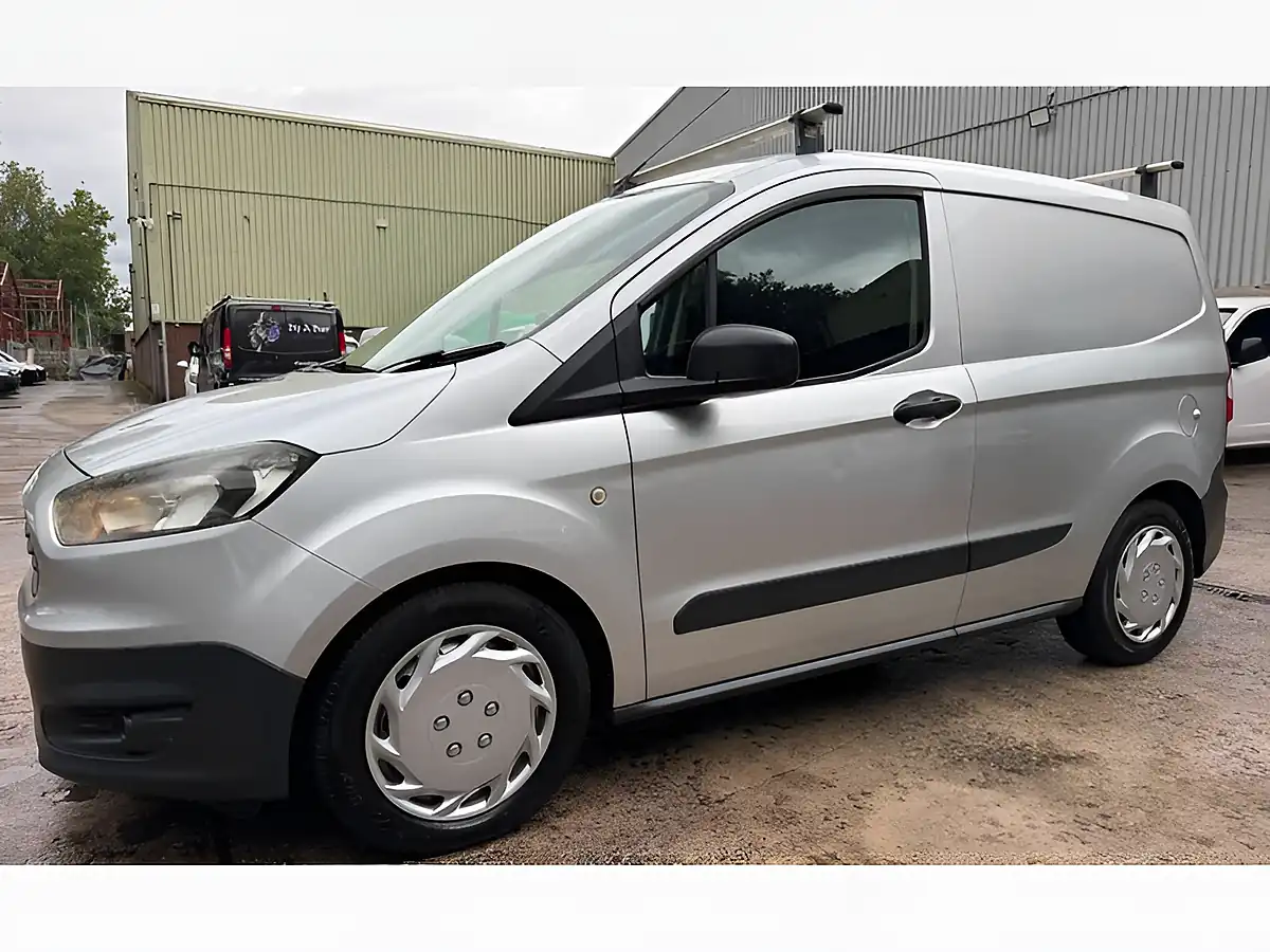 Used 2015 Ford Transit Courier Panel Van L1 Silver - Interior and Exterior details 12