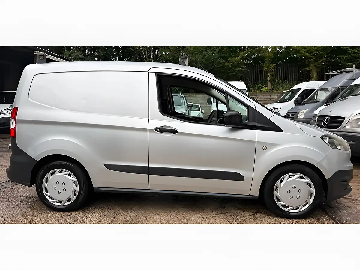 Used 2015 Ford Transit Courier Panel Van L1 Silver - Interior and Exterior details 6