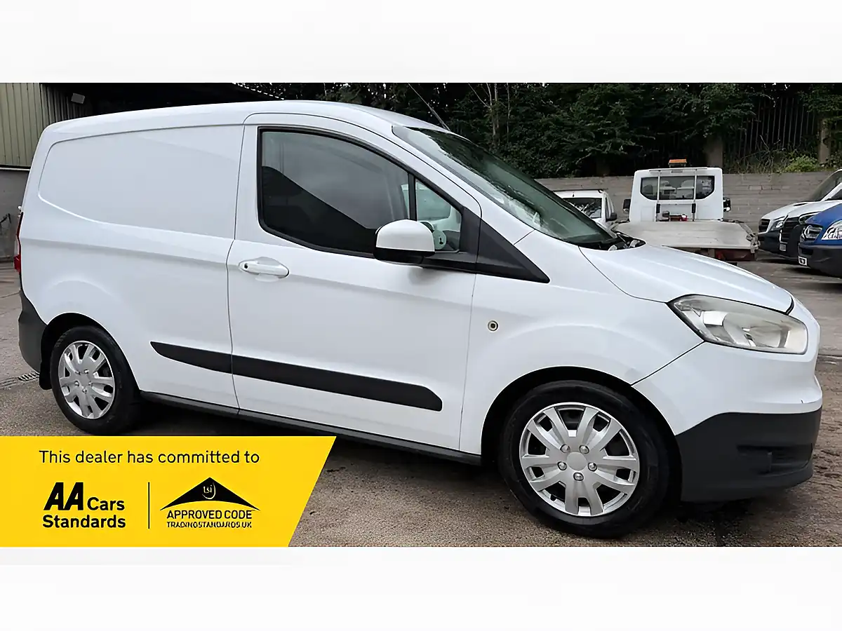 Used 2015 Ford Transit Courier Trend White - Front View