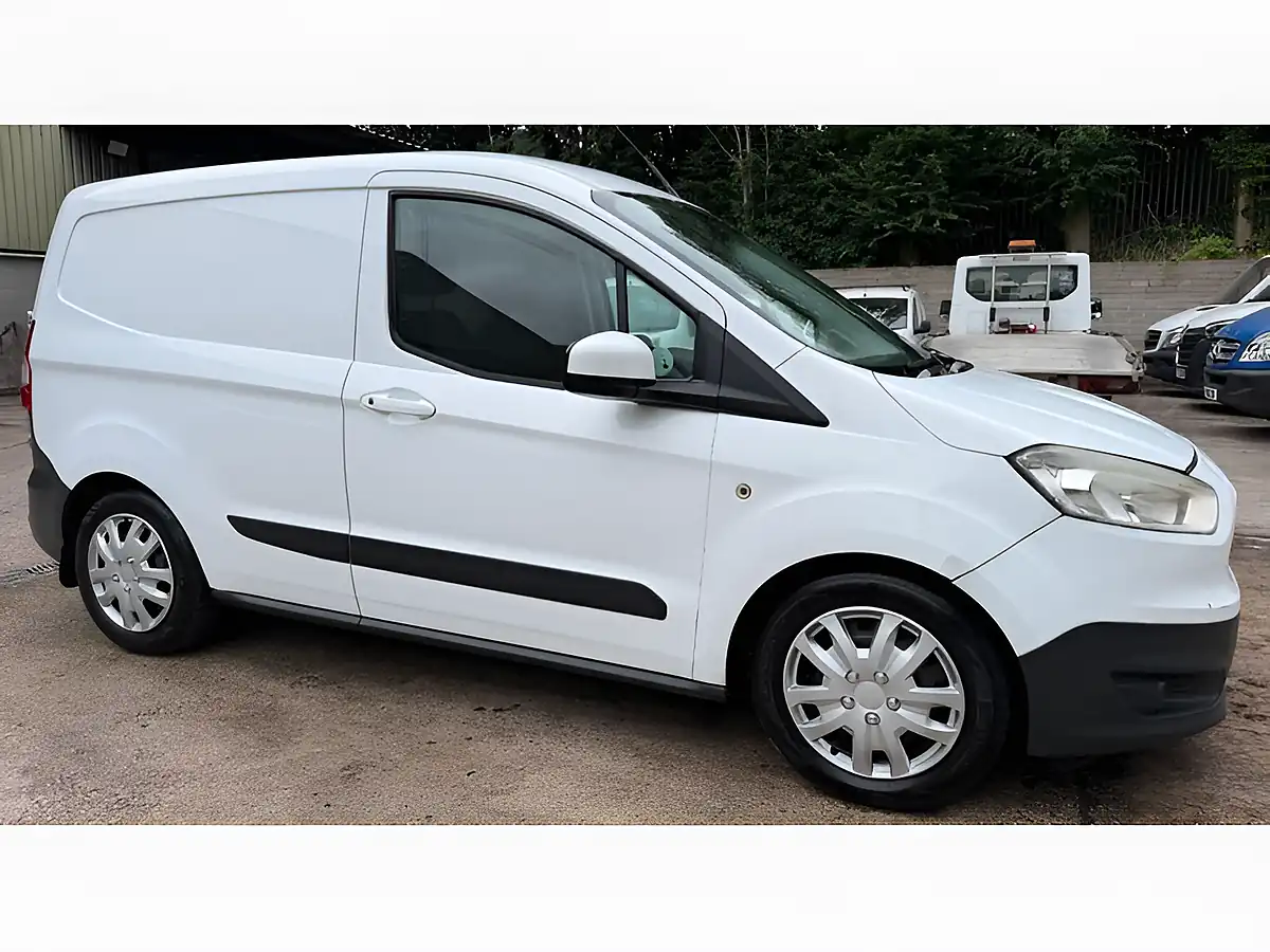Used 2015 Ford Transit Courier Trend White - Interior and Exterior details 2