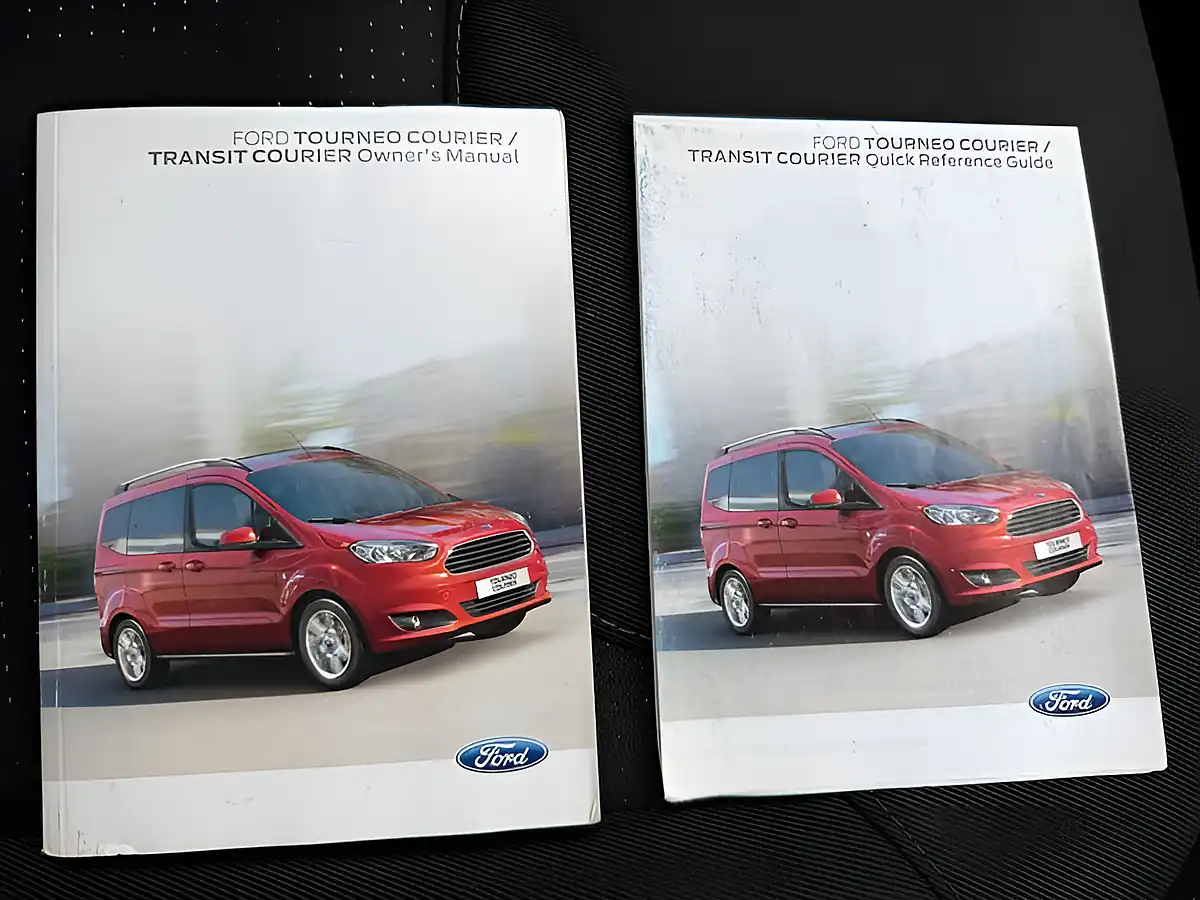Used 2015 Ford Transit Courier Trend White - Interior and Exterior details 20