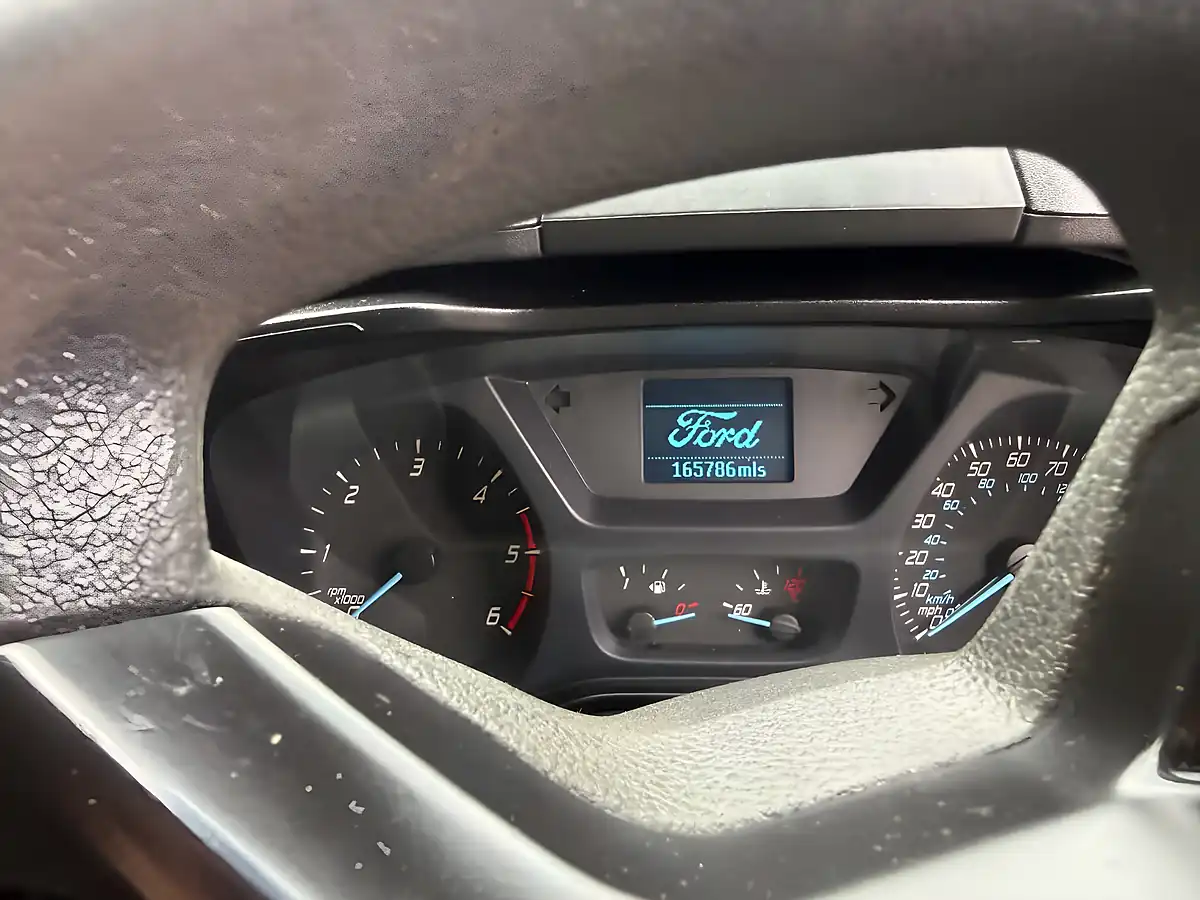 Used 2015 Ford Transit Custom 290 E-Tech - Interior and Exterior details 16