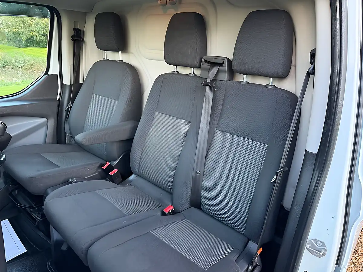 Used 2015 Ford Transit Custom 290 Panel Van L1 H1 White - Interior and Exterior details 17