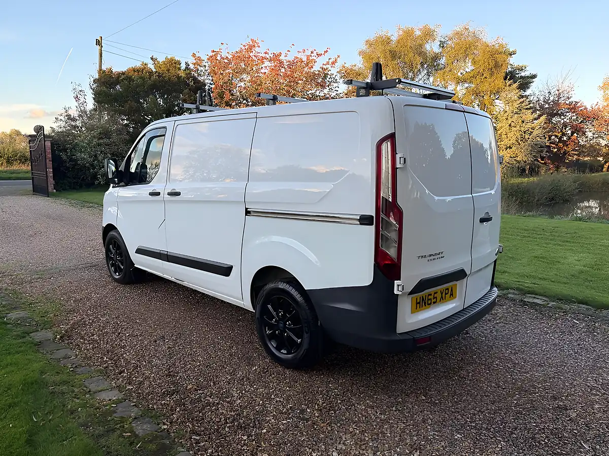 Used 2015 Ford Transit Custom 290 Panel Van L1 H1 White - Interior and Exterior details 3