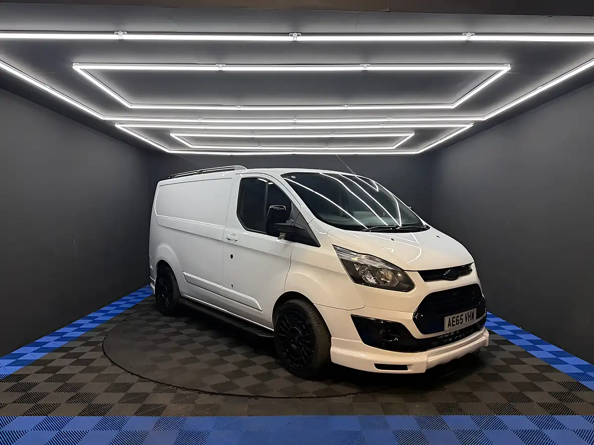 Used 2015 Ford Transit Custom 290 Panel Van White - Front View