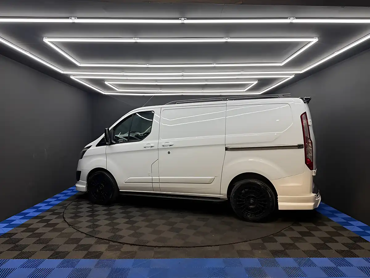 Used 2015 Ford Transit Custom 290 Panel Van White - Interior and Exterior details 10