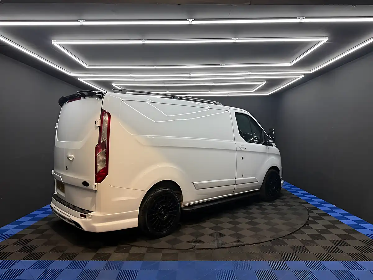 Used 2015 Ford Transit Custom 290 Panel Van White - Interior and Exterior details 18