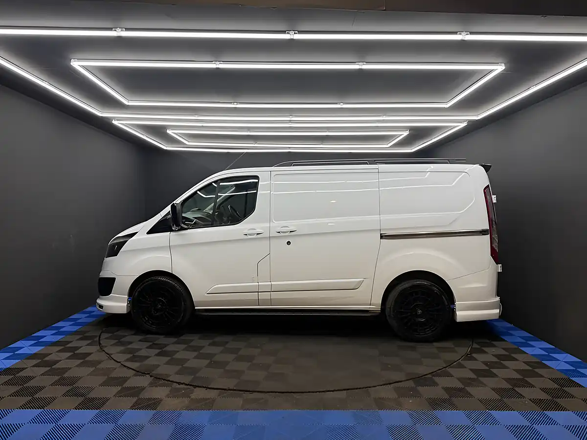Used 2015 Ford Transit Custom 290 Panel Van White - Interior and Exterior details 9