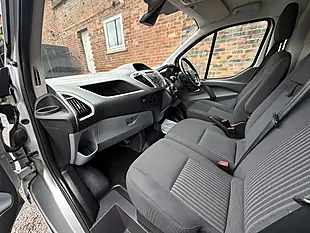 Used 2015 Ford Transit Custom 290 Trend Silver - Interior and Exterior details 11
