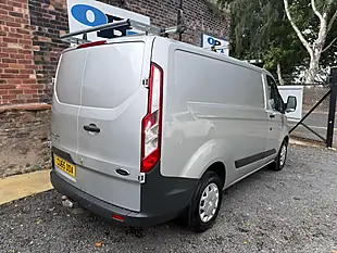 Used 2015 Ford Transit Custom 290 Trend Silver - Interior and Exterior details 3