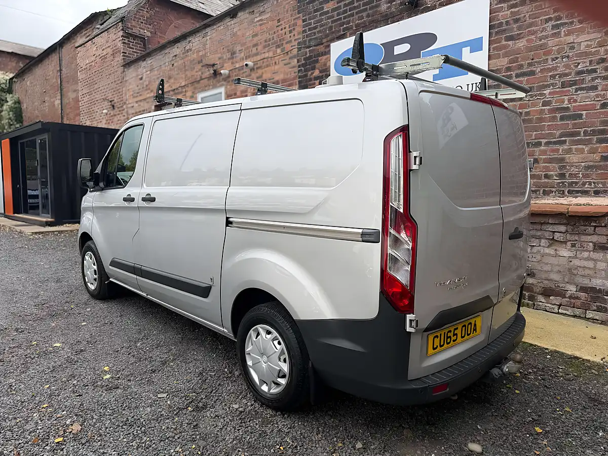 Used 2015 Ford Transit Custom 290 Trend Silver - Interior and Exterior details 5