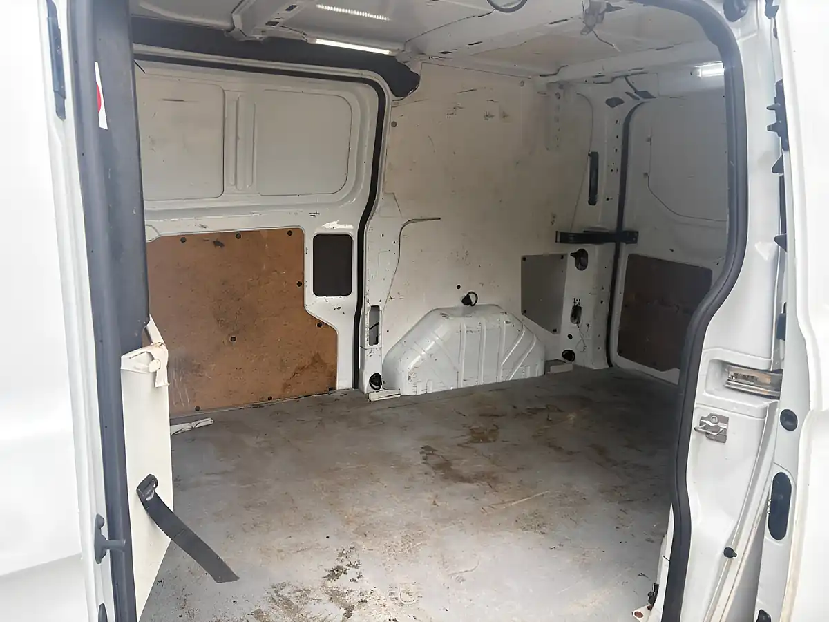 Used 2015 Ford Transit Custom 310 Econetic L1 H1 White - Interior and Exterior details 12