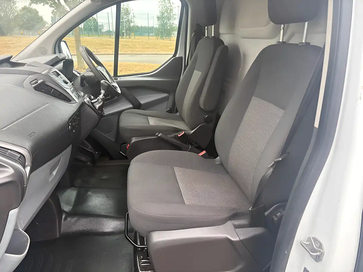 Used 2015 Ford Transit Custom 310 Econetic L1 H1 White - Interior and Exterior details 7