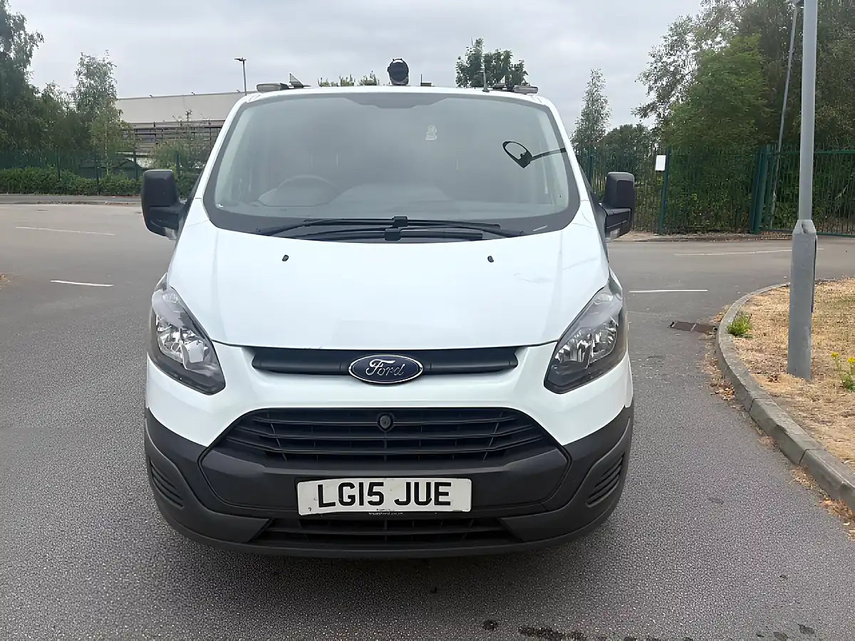 Used 2015 Ford Transit Custom 310 Econetic L1 H1 White - Interior and Exterior details 8