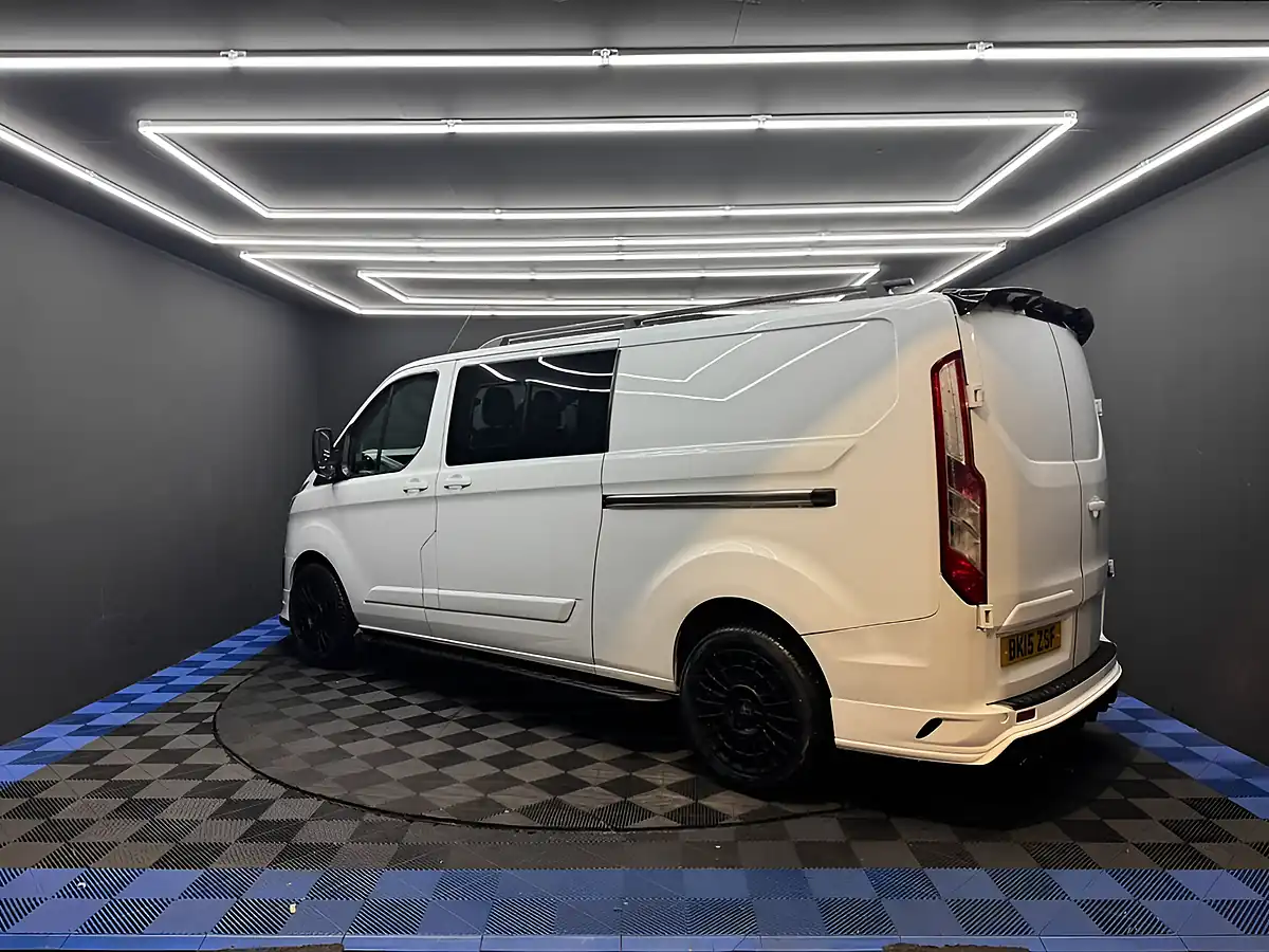 Used 2015 Ford Transit Custom Combi Van White - Interior and Exterior details 12