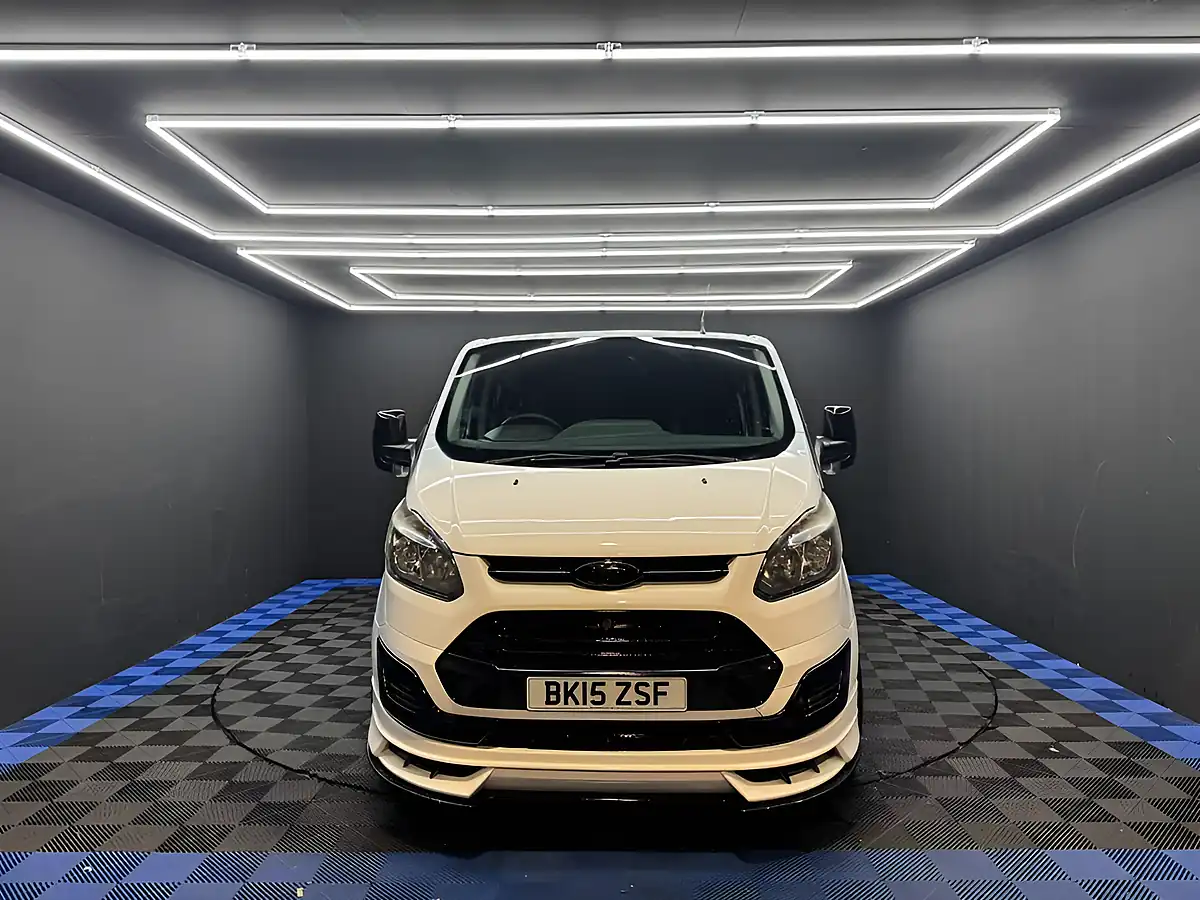 Used 2015 Ford Transit Custom Combi Van White - Interior and Exterior details 5