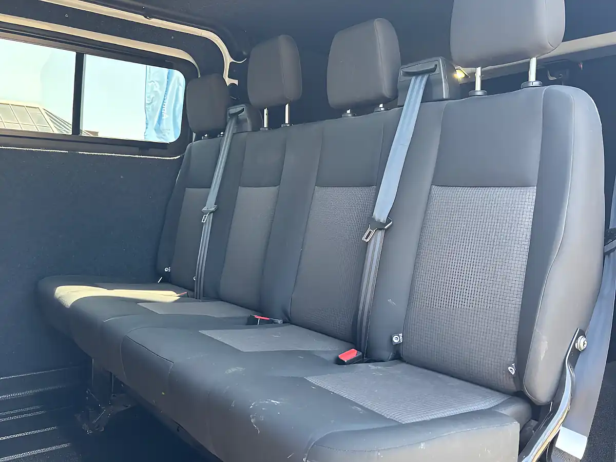 Used 2015 Ford Transit Custom Crew White - Interior and Exterior details 12