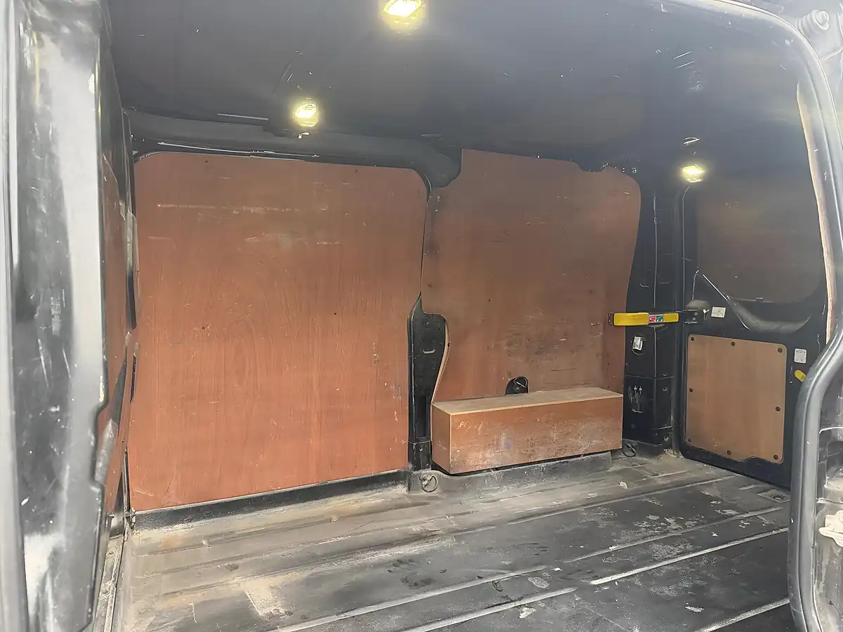 Used 2015 Ford Transit Custom Limited L1 H1 Black - Interior and Exterior details 14