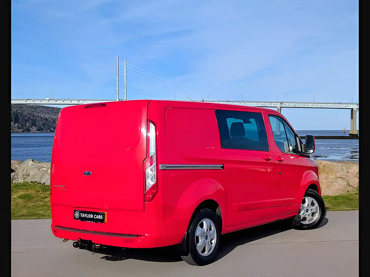 Used 2015 Ford Transit Custom Limited L1 H1 Red - Interior and Exterior details 5