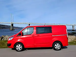 Used 2015 Ford Transit Custom Limited L1 H1 Red - Interior and Exterior details 8