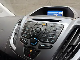 Used 2015 Ford Transit Custom Limited Silver - Interior and Exterior details 17