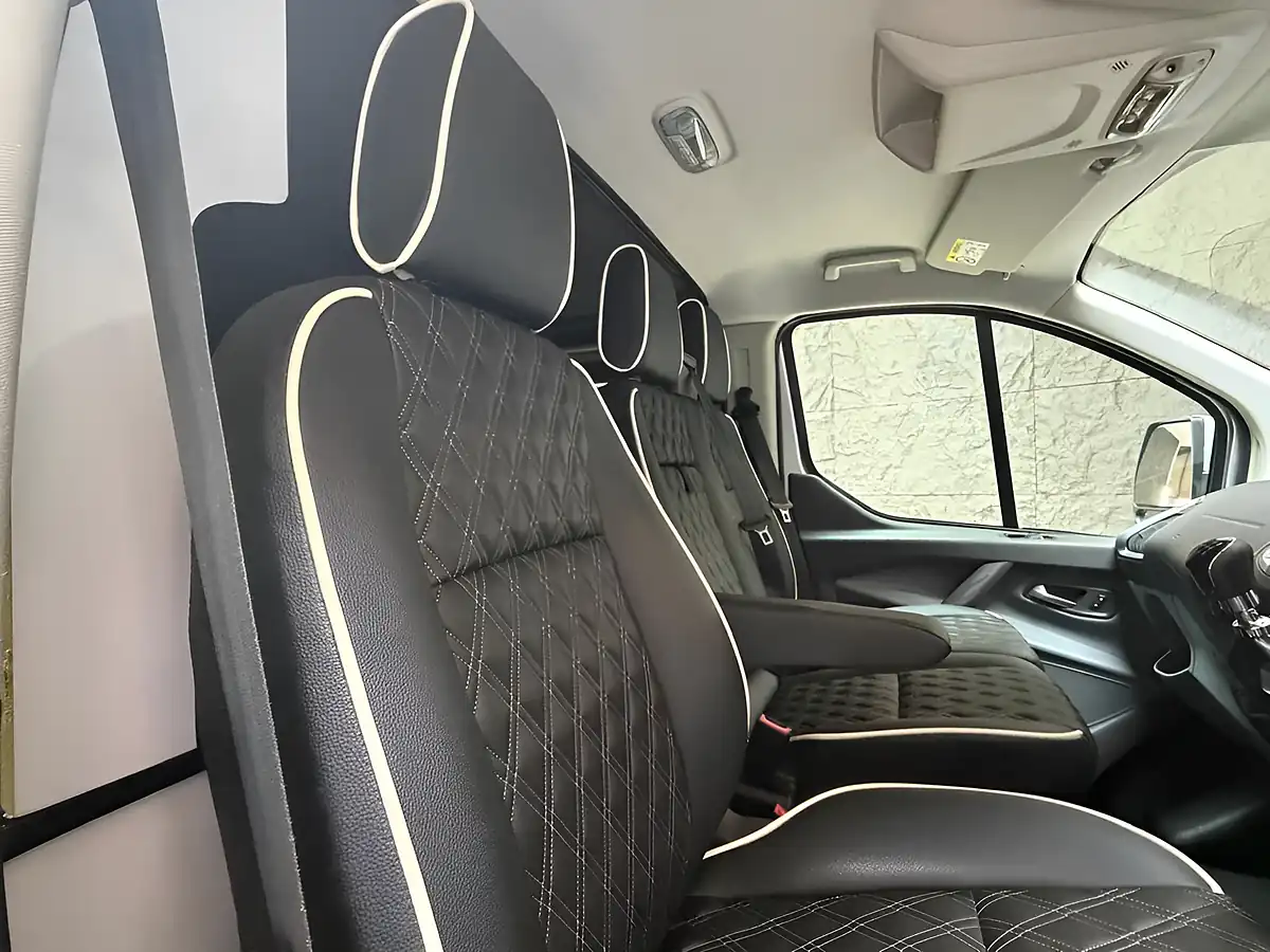 Used 2015 Ford Transit Custom Limited Silver - Interior and Exterior details 19