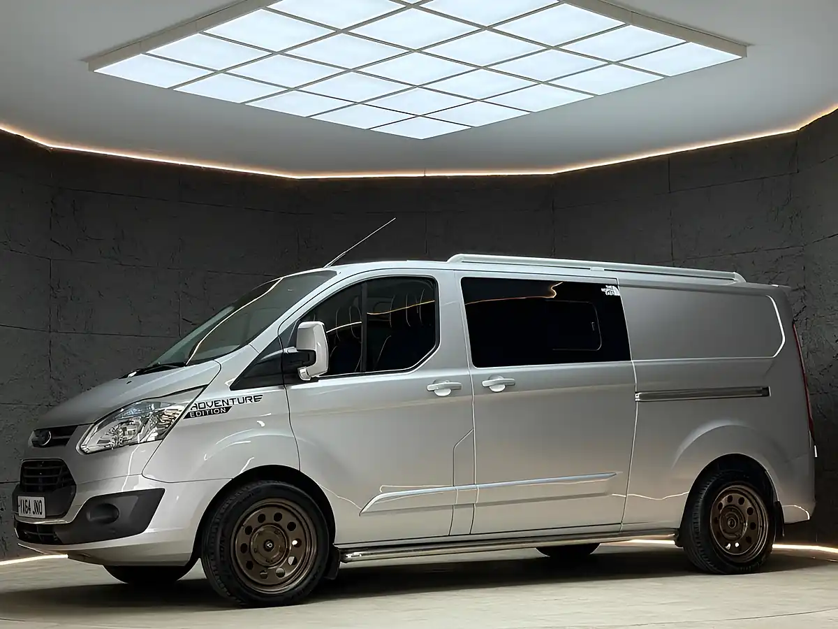 Used 2015 Ford Transit Custom Limited Silver - Interior and Exterior details 7