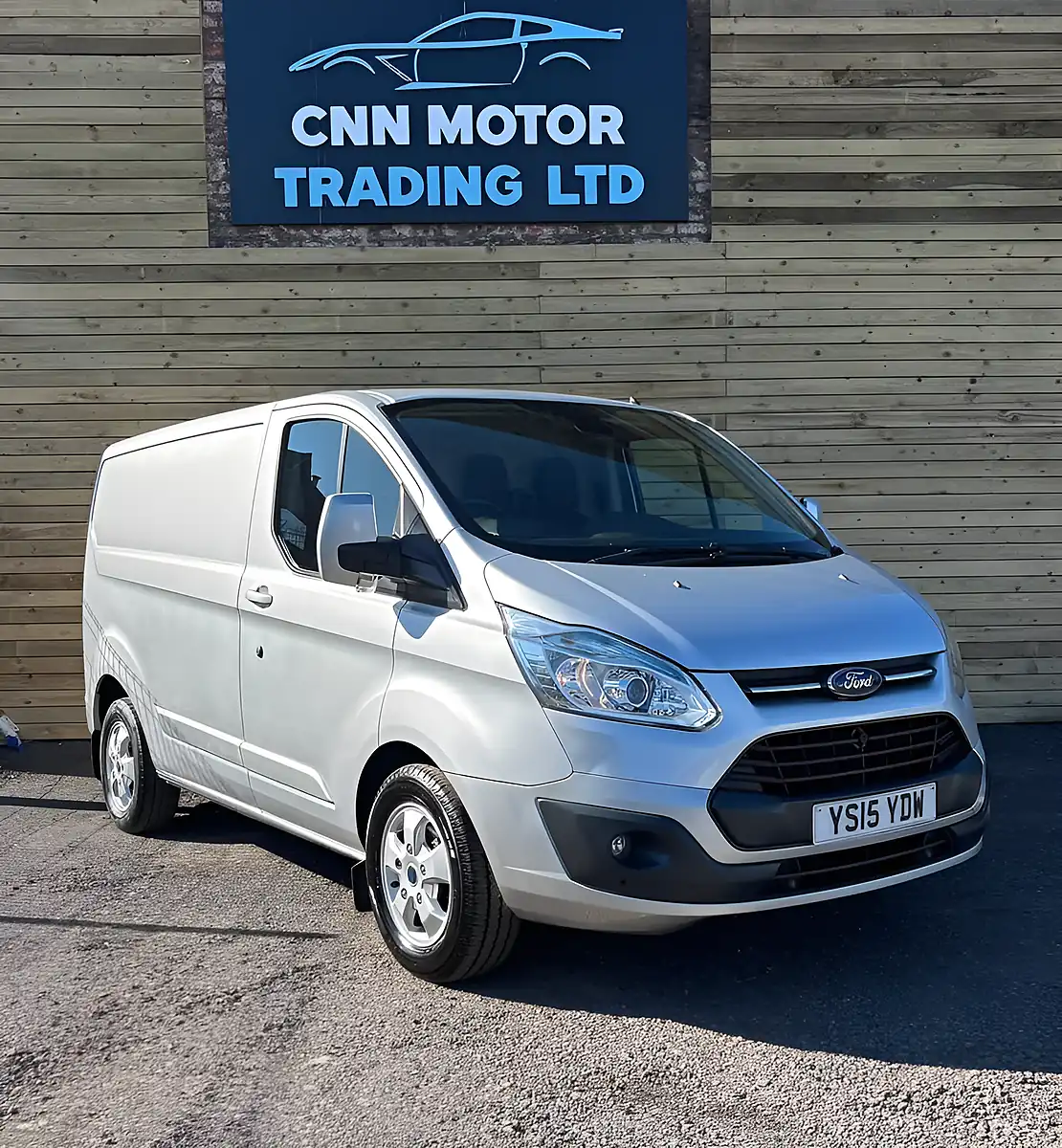 Used 2015 Ford Transit Custom Limited Silver - Front View