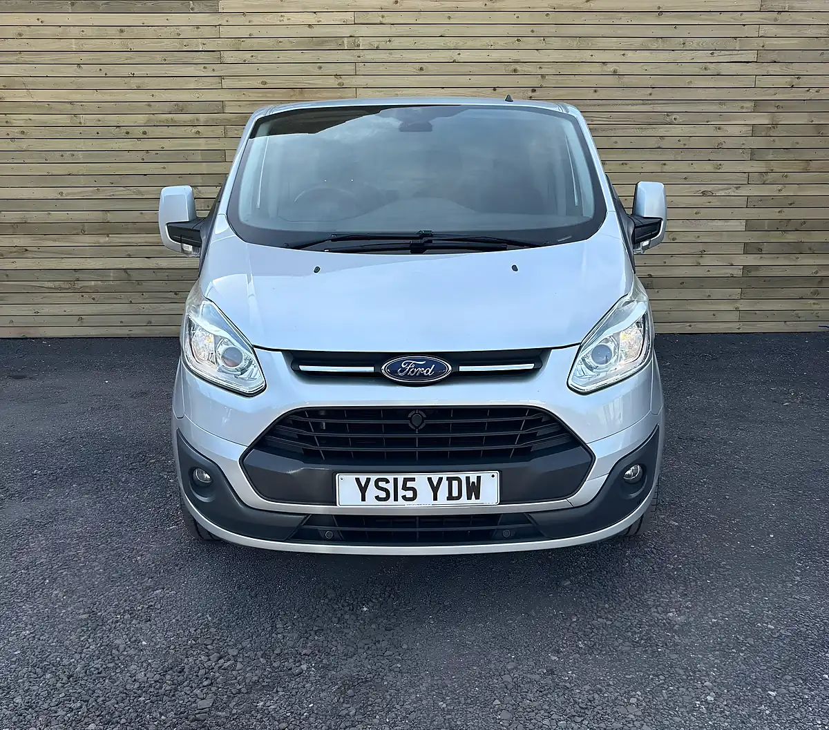 Used 2015 Ford Transit Custom Limited Silver - Interior and Exterior details 15