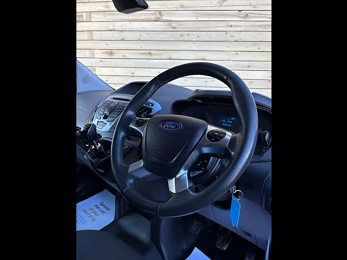 Used 2015 Ford Transit Custom Limited Silver - Interior and Exterior details 20