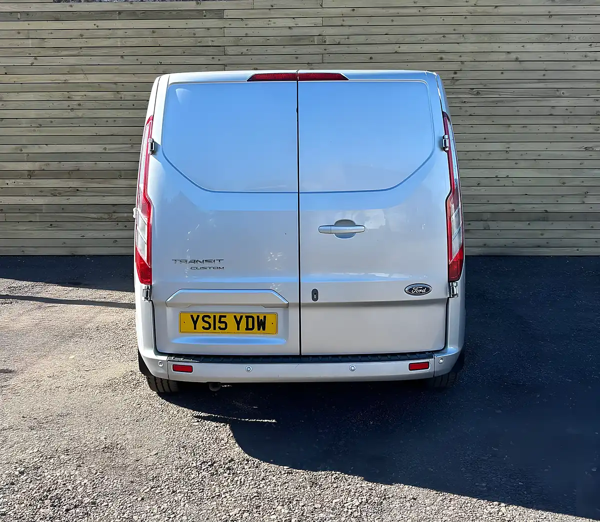 Used 2015 Ford Transit Custom Limited Silver - Interior and Exterior details 7