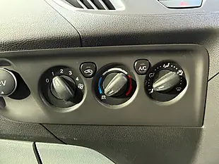 Used 2015 Ford Transit Custom Limited Silver - Interior and Exterior details 11