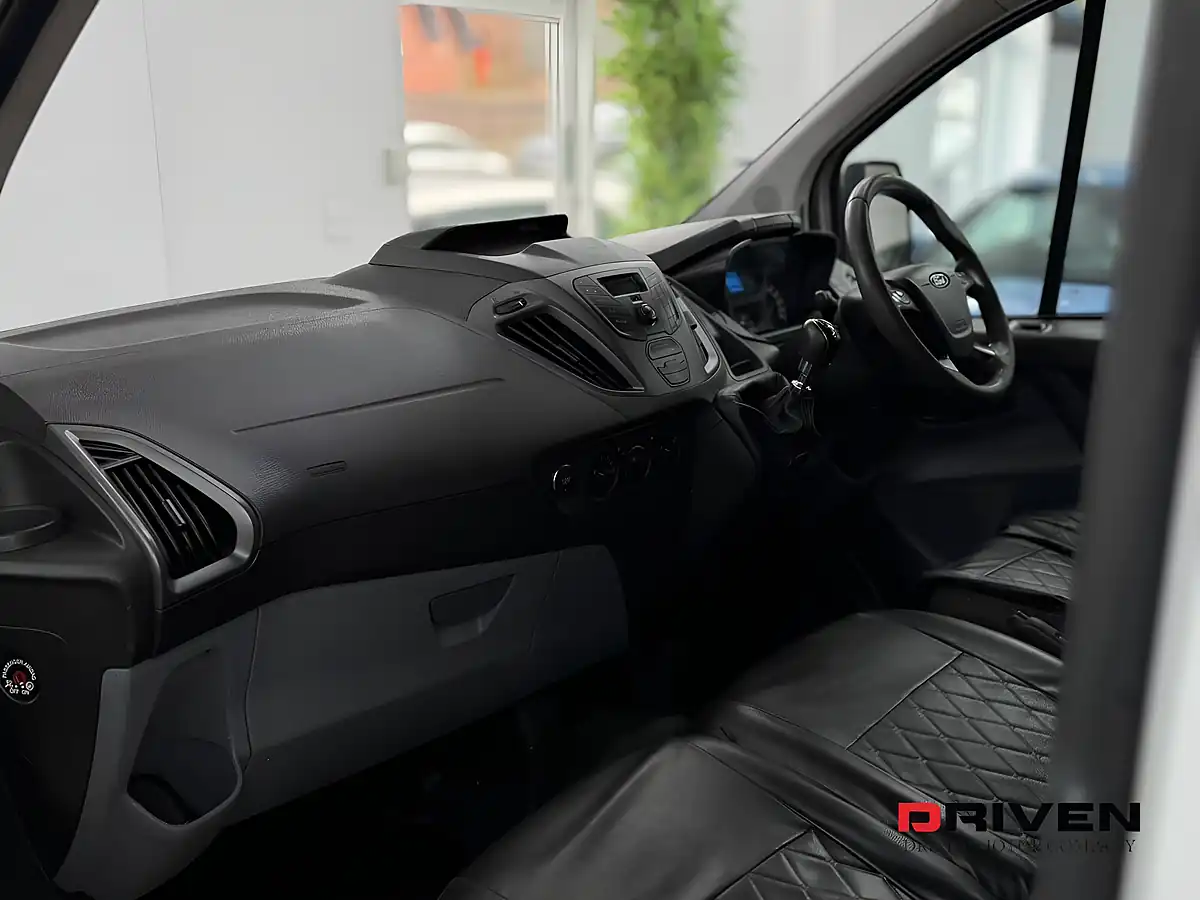 Used 2015 Ford Transit Custom Trend Frozen White - Interior and Exterior details 14